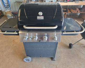 Propane grill