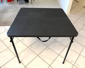 Folding 4’ table