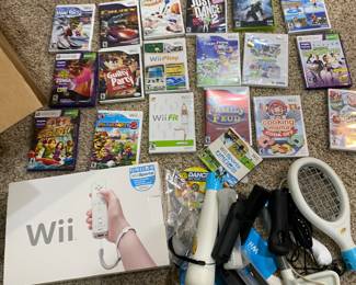 Tons of Wii games and Machine