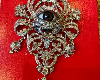 Very large glass eye broach