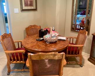 Game table with leaf extension