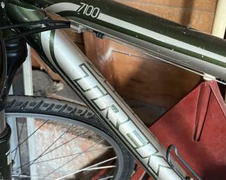 Trek 7100 bike