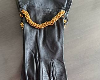 Paloma Picasso leather gloves