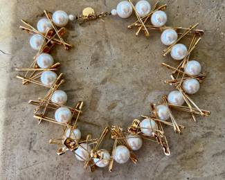 Tom Binns pearl & safety pin necklace
