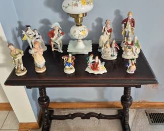 Another fun table with some occupied Japan figurines.  You will find a lot of "Occupied Japan" objects throughout.