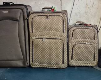 Nice luggage.
