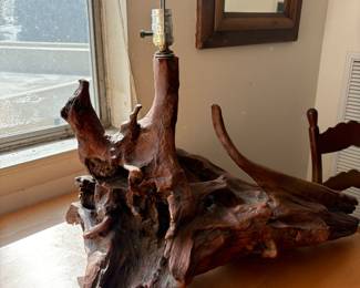 Driftwood lamp