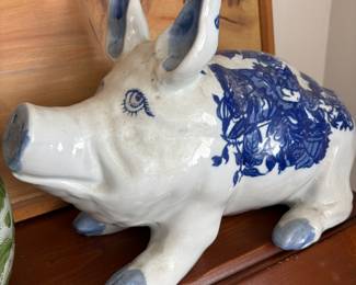 Transferware pig