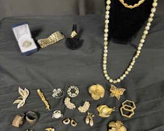 Costume Jewelry in Tones of Gold Silver