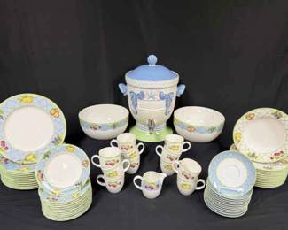 Mikasa Fruit Rapture 61 Piece China Set Pfaltzgraff Seahorse Beverage Crock