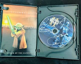 Signed Star Wars episode II Attack Of The Clones DVD autographed by 6 cast members