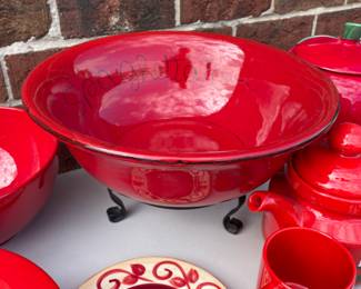 Serving pieces