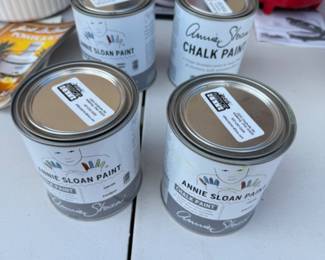 Annie Sloan Chalk paint uopened new old stock