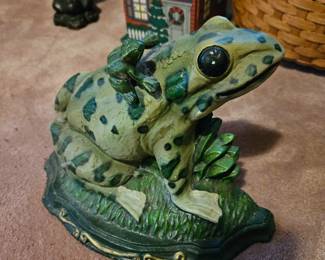 frog iron door stop