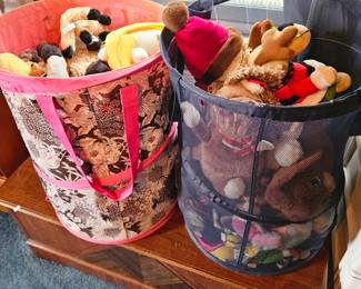 TONS of brand new stuffed animals
