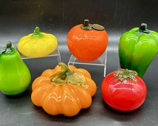 6-Pieces of Art Glass Fruits & Vegetables