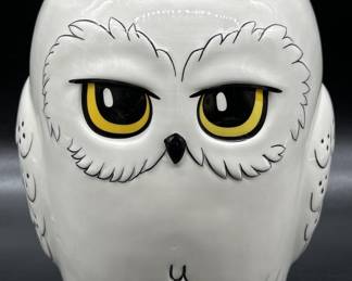 White Owl w/ Big Yellow Eyes Cookie Jar & Lid