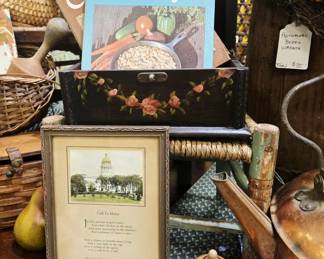 Primitive decor