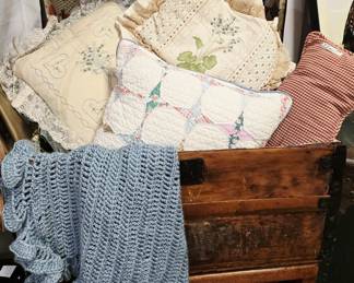 Throw pillows. vintage trunk