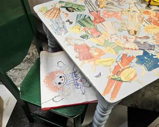 Kids play table