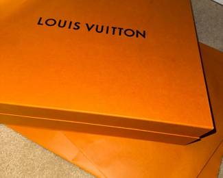Box only - there are no LV handbags 