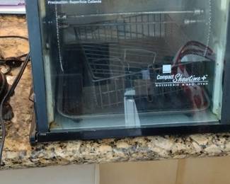 Countertop rotisserie