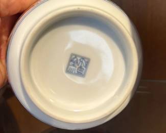 Japanese Imari Porcelain Ginger Jar with Lid 