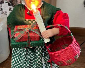 Vintage animated Mrs. Claus