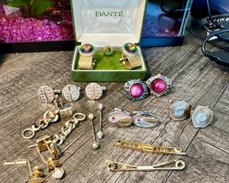 Vintage men's cuff links