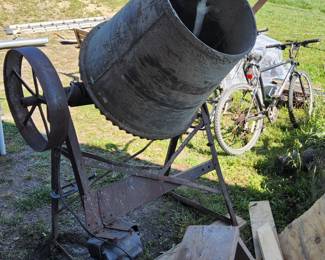 Cement mixer