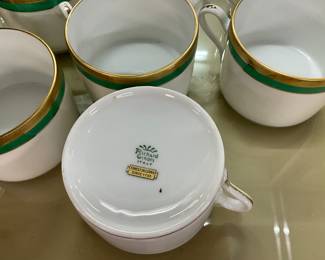 Italy Richard Ginori Palermo Green Porcelain Dinnerware & Condiment Set