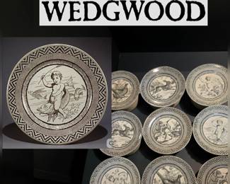 Set of 9 19th Century WEDGWOOD Dinner Plates