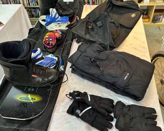 Snowboarding Lot 