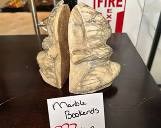 Bookends 