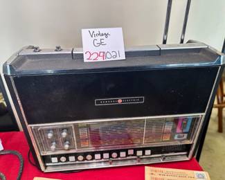 Vintage Radio GE