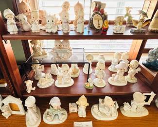 Misc. Decor Close-up - Precious Moments Figurines