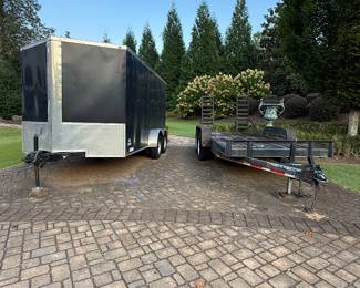 Enclosed trailer flat bed trailer car hauler