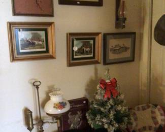 Vintage framed prints and pictures