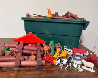 Vintage Lincoln Logs and Farm Toys