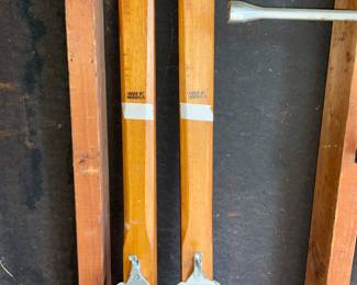 Vintage, Madshus Birkebeiner, wooden skis 