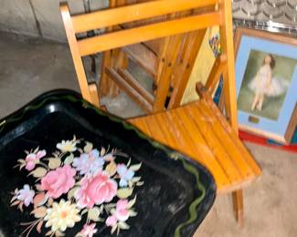 Wood folding chairs, vintage tray tables 