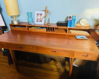 Peter Lovig Nielsen , flip top teak desk