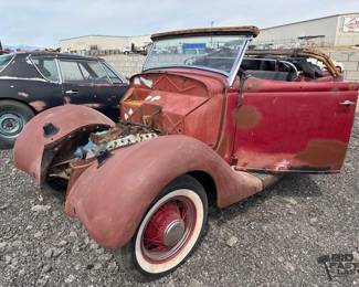 65 1935 Ford Phaeton