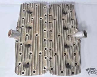 646 2 Weiand Aluminum Cylinder Heads