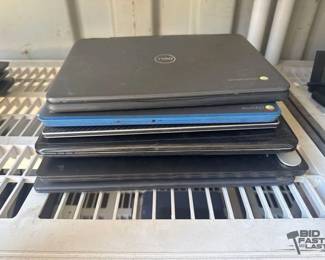 8018 6 Dell Laptop Computers