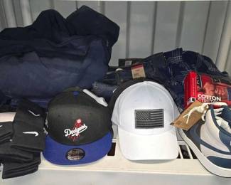 8156  Mens Levi Jeans, Nikes  More 