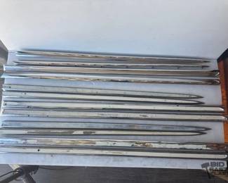 788  Chevrolet Nomad Chrome Trim 