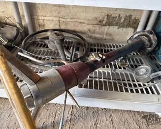 9566  Steering Column, 2 Steering Wheels 