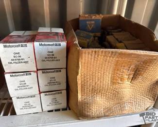 1154 Victor Oil Seals and Motocraft Oil Filler Asy