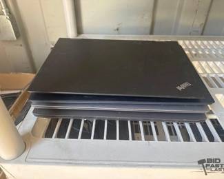 8016 4 Lenovo Laptop Computers